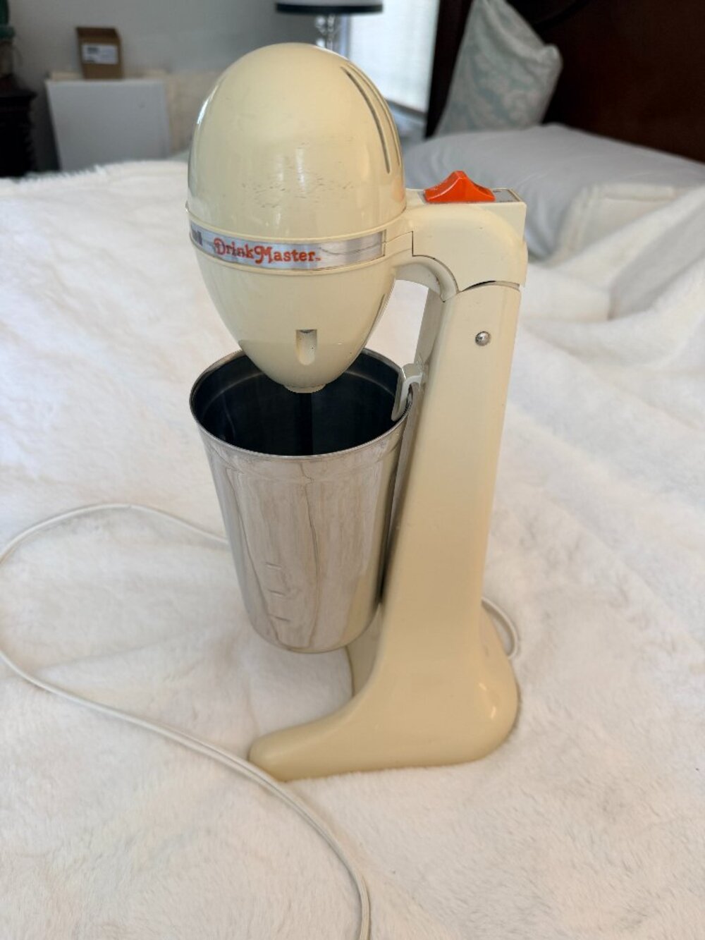 Vintage Hamilton Beach Scovill DrinkMaster Milkshake Maker Mixer Model 727 Cream
